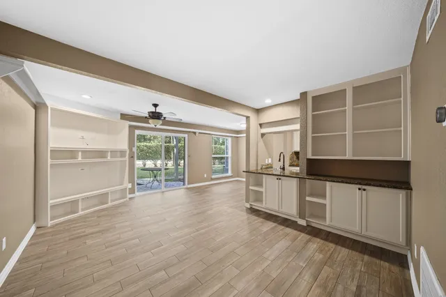 $1,500 | 39 Hideaway Drive, Friendswood, TX 77546