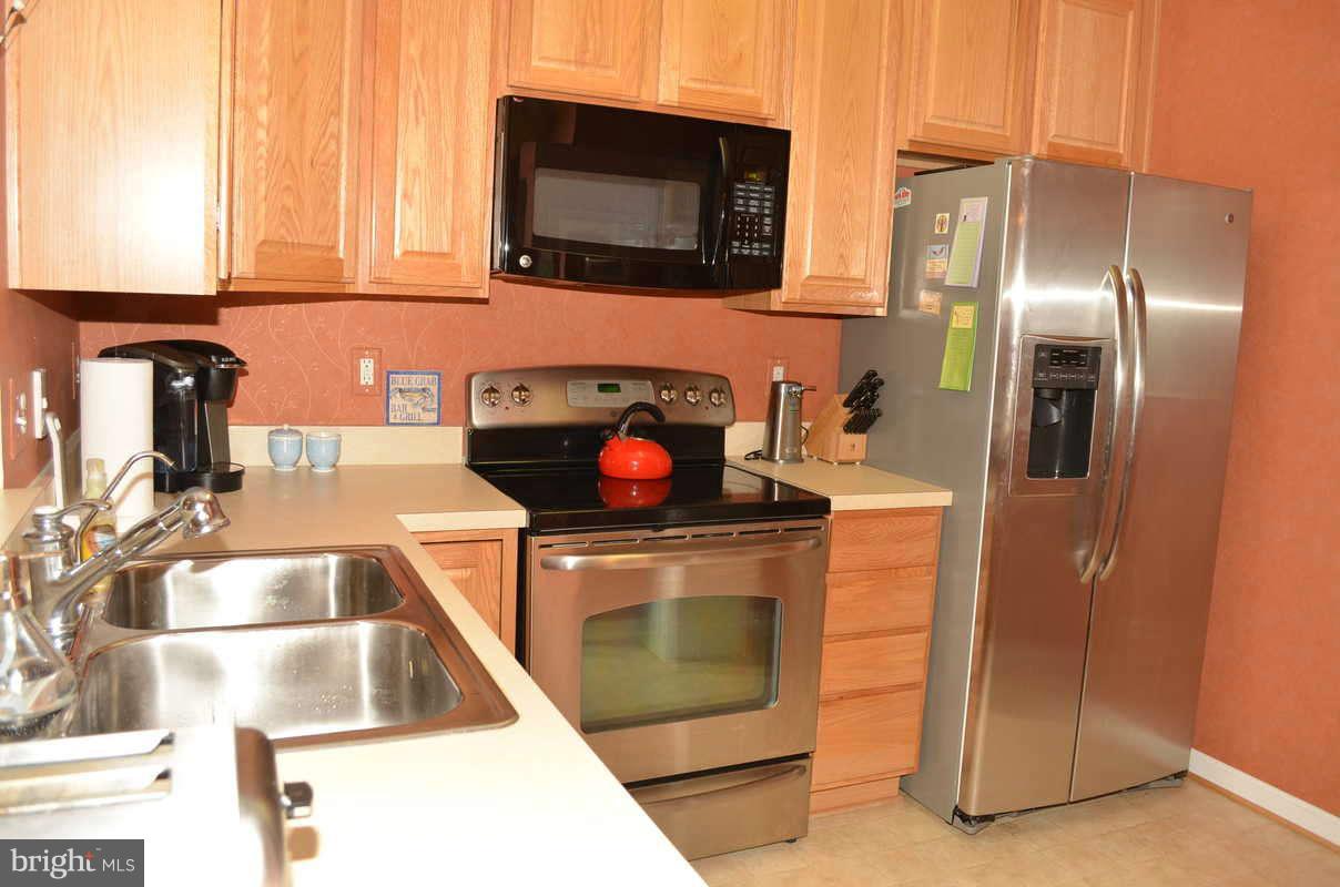 7305 Maplecrest Road, Unit 201 Elkridge, MD 21075 - Photo 7 of 16 Kitchen