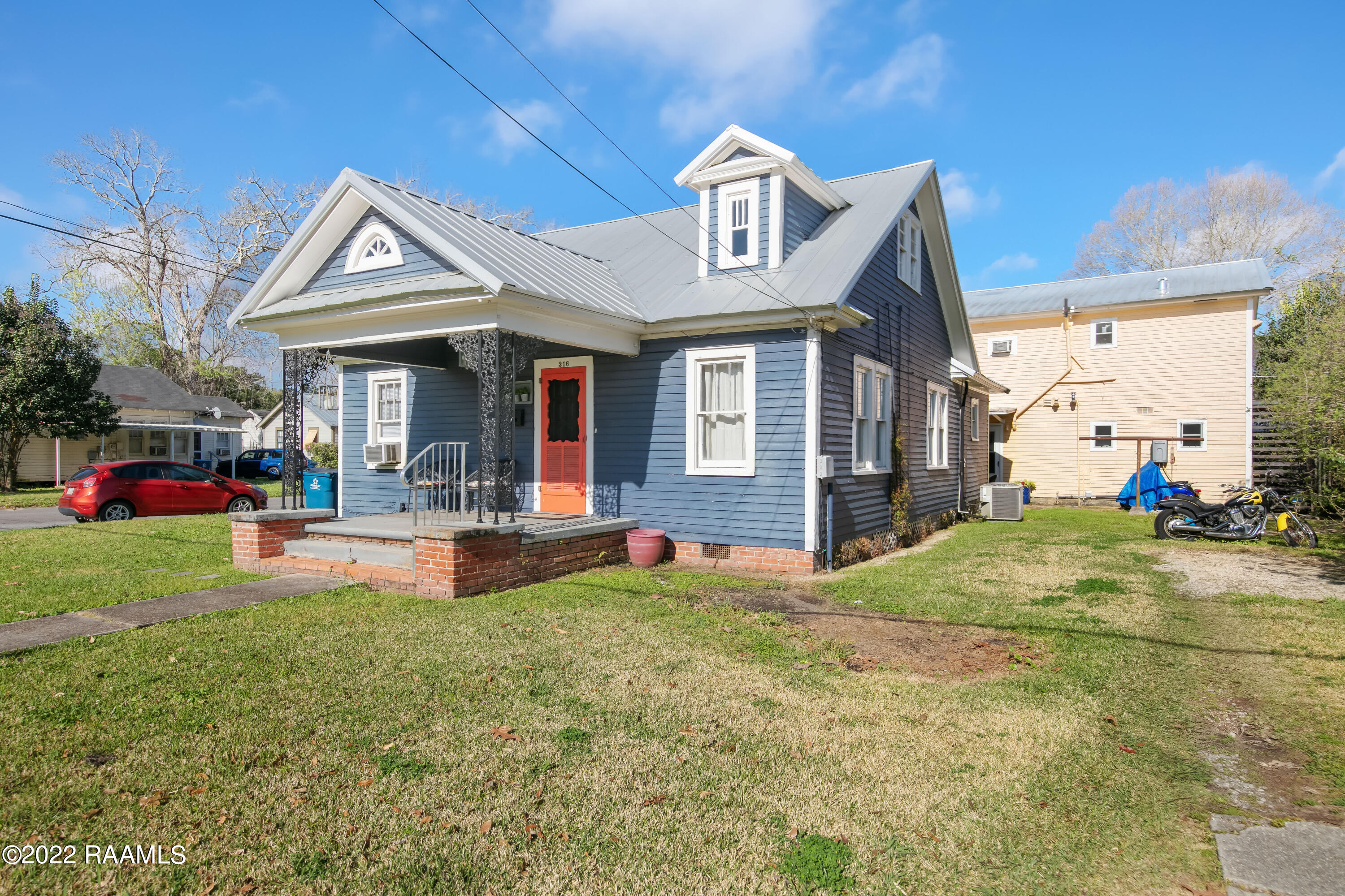 316 Harding Street Lafayette, LA 70501 - Photo 3 of 32 1Y1A9473