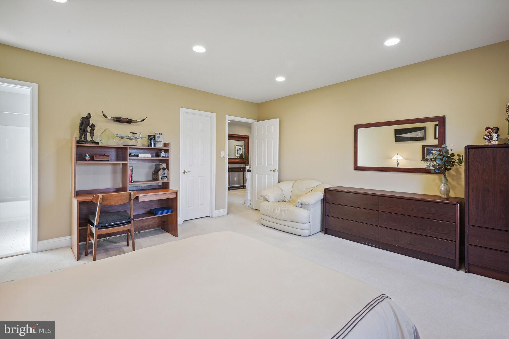 10 Maplecrest Court Potomac, MD 20854 - Photo 44 of 73 Bedroom 2