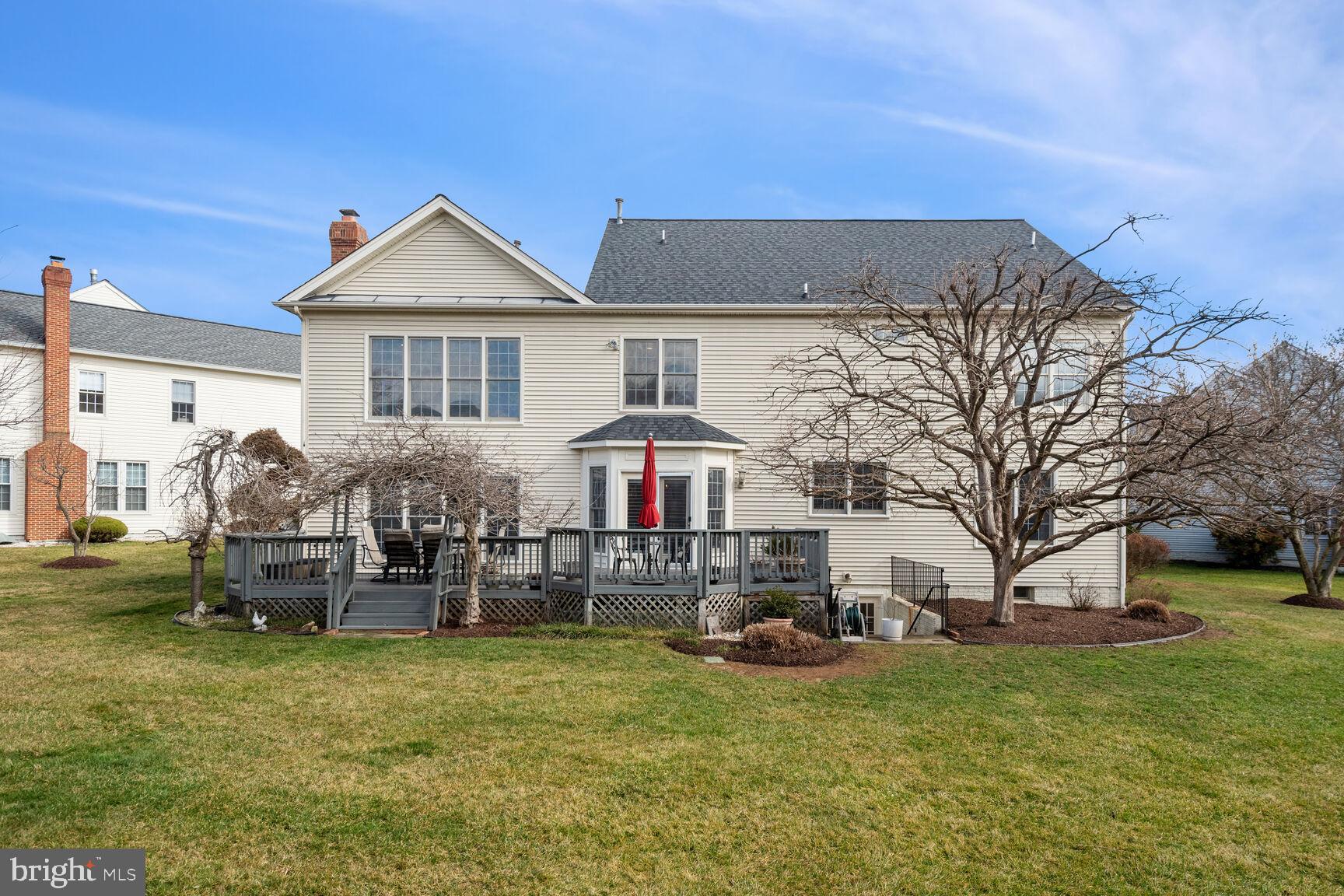10 Maplecrest Court Potomac, MD 20854 - Photo 62 of 73 Rear View