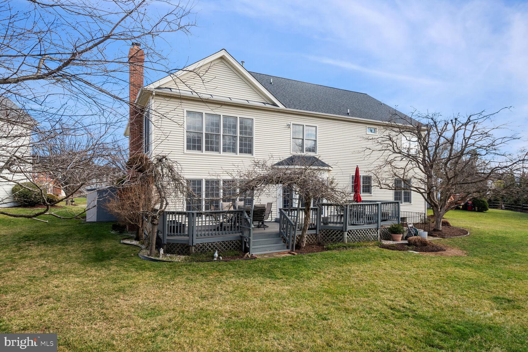 10 Maplecrest Court Potomac, MD 20854 - Photo 64 of 73 Rear View