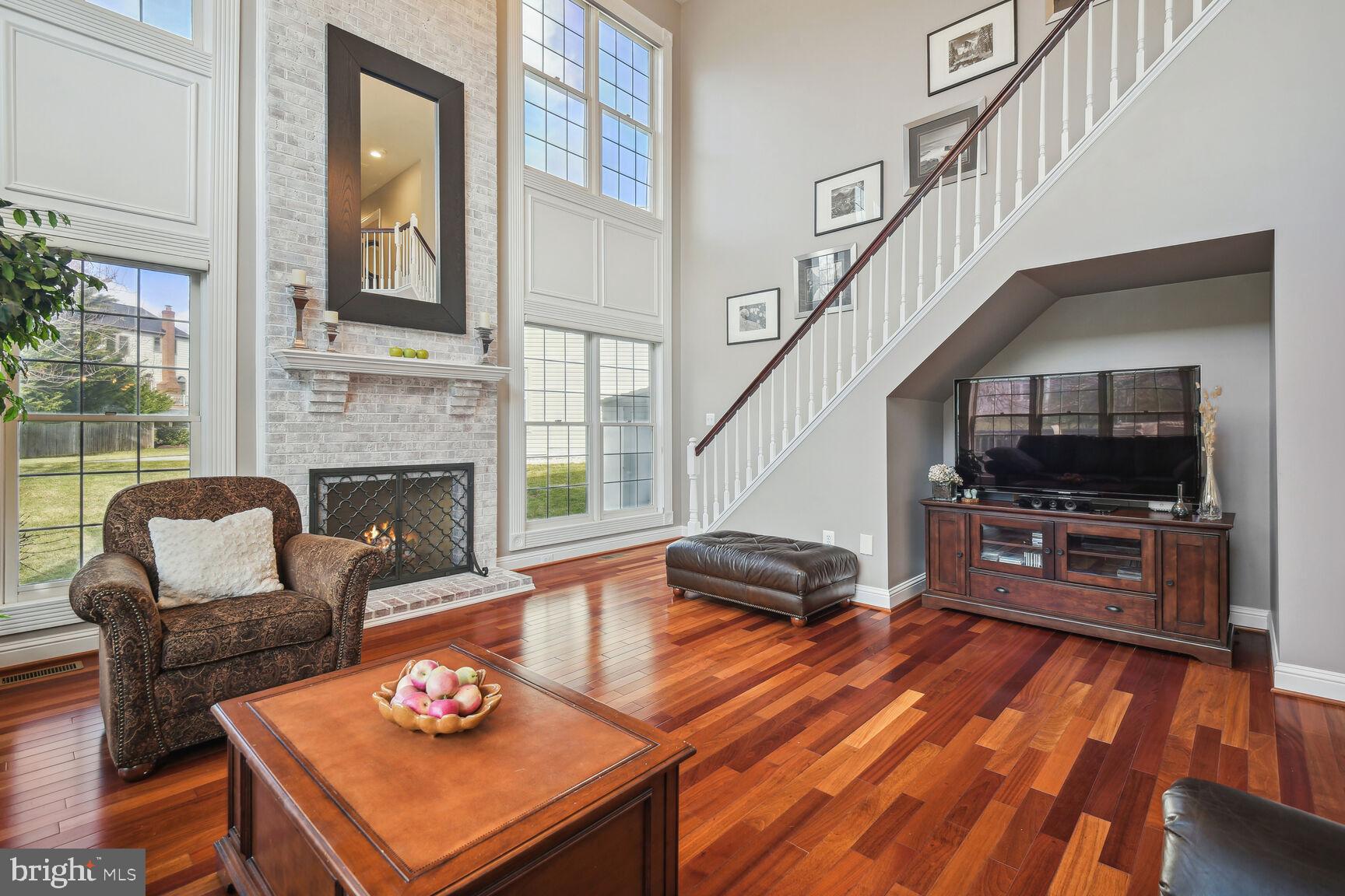 10 Maplecrest Court Potomac, MD 20854 - Photo 8 of 73 Back Stairs