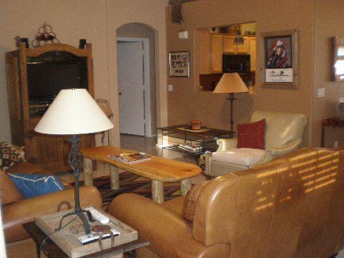 533 West St John Road Phoenix, AZ 85023 - Photo 11 of 23 Family 2