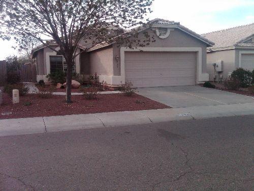 533 West St John Road Phoenix, AZ 85023 - Photo 2 of 23 Front 2