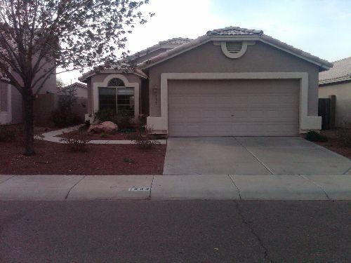 533 West St John Road Phoenix, AZ 85023 - Photo 3 of 23 Front 3