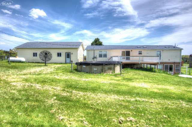 2697 Klam Road Lapeer, MI 48446 - Photo 4 of 50 21112799-3.JPG