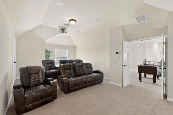 $585,000 | 1515 Spring Hill Drive, Cedar Hill, TX 75104