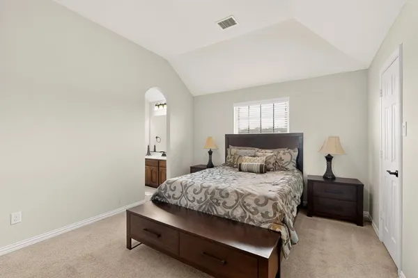 $585,000 | 1515 Spring Hill Drive, Cedar Hill, TX 75104