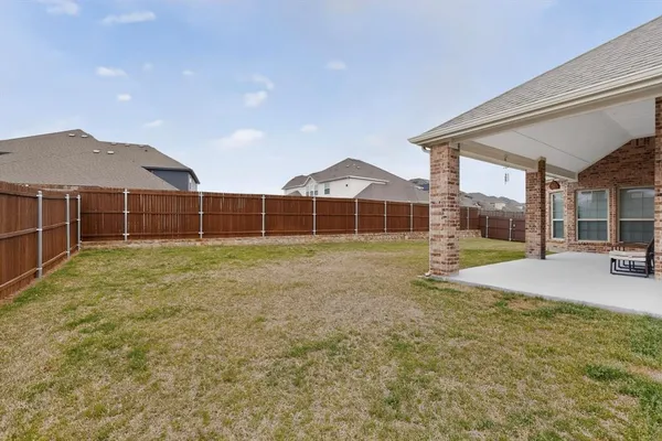 $585,000 | 1515 Spring Hill Drive, Cedar Hill, TX 75104