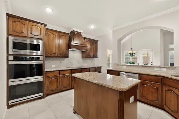 $585,000 | 1515 Spring Hill Drive, Cedar Hill, TX 75104
