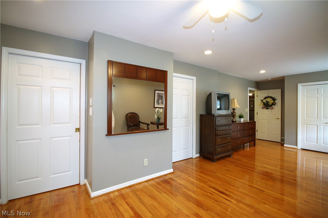 4204 Ridgewood Road Akron, OH 44321 - Photo 16 of 33
