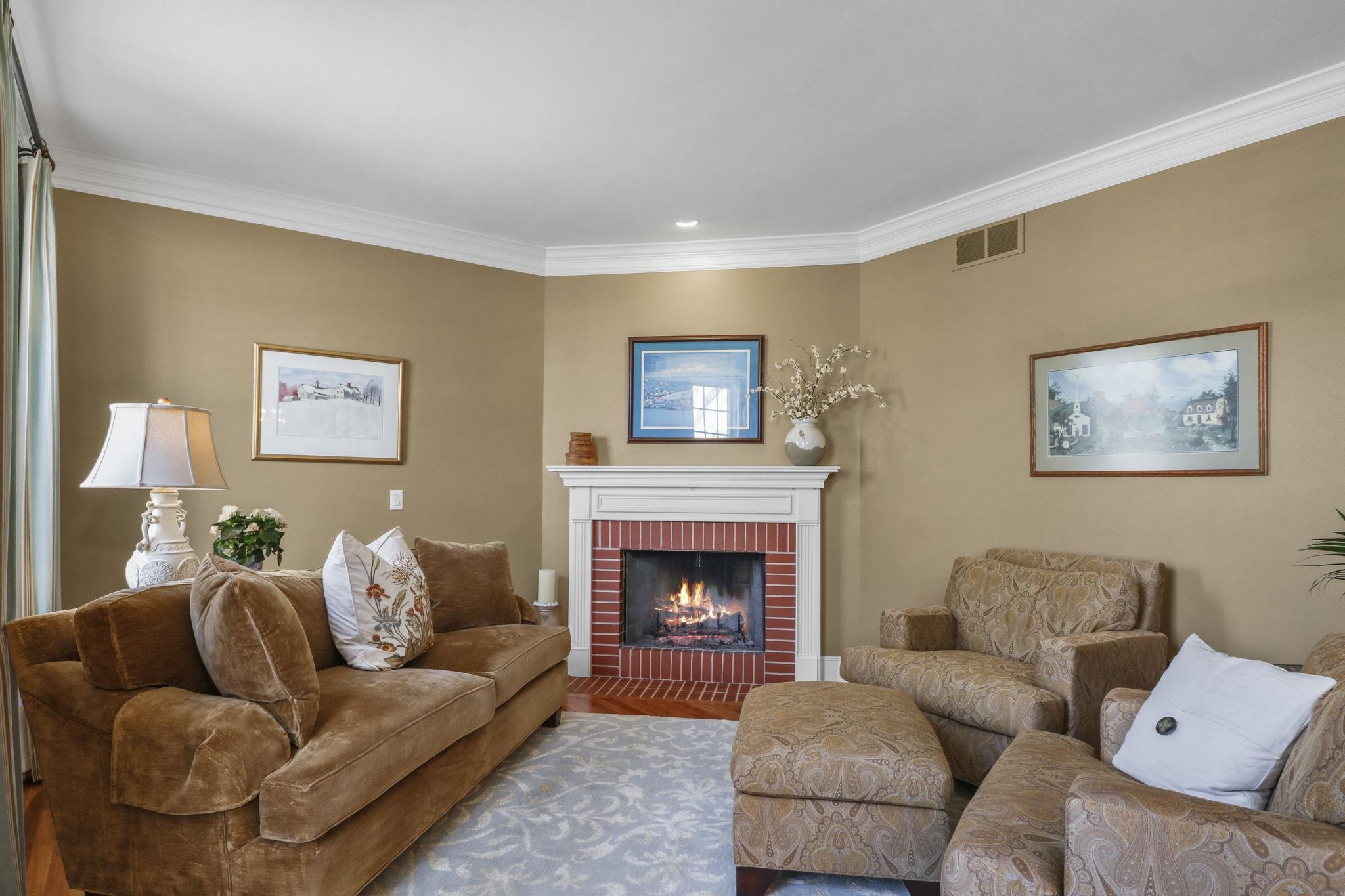 6419 Stonefield Road Middleton, WI 53562 - Photo 18 of 48