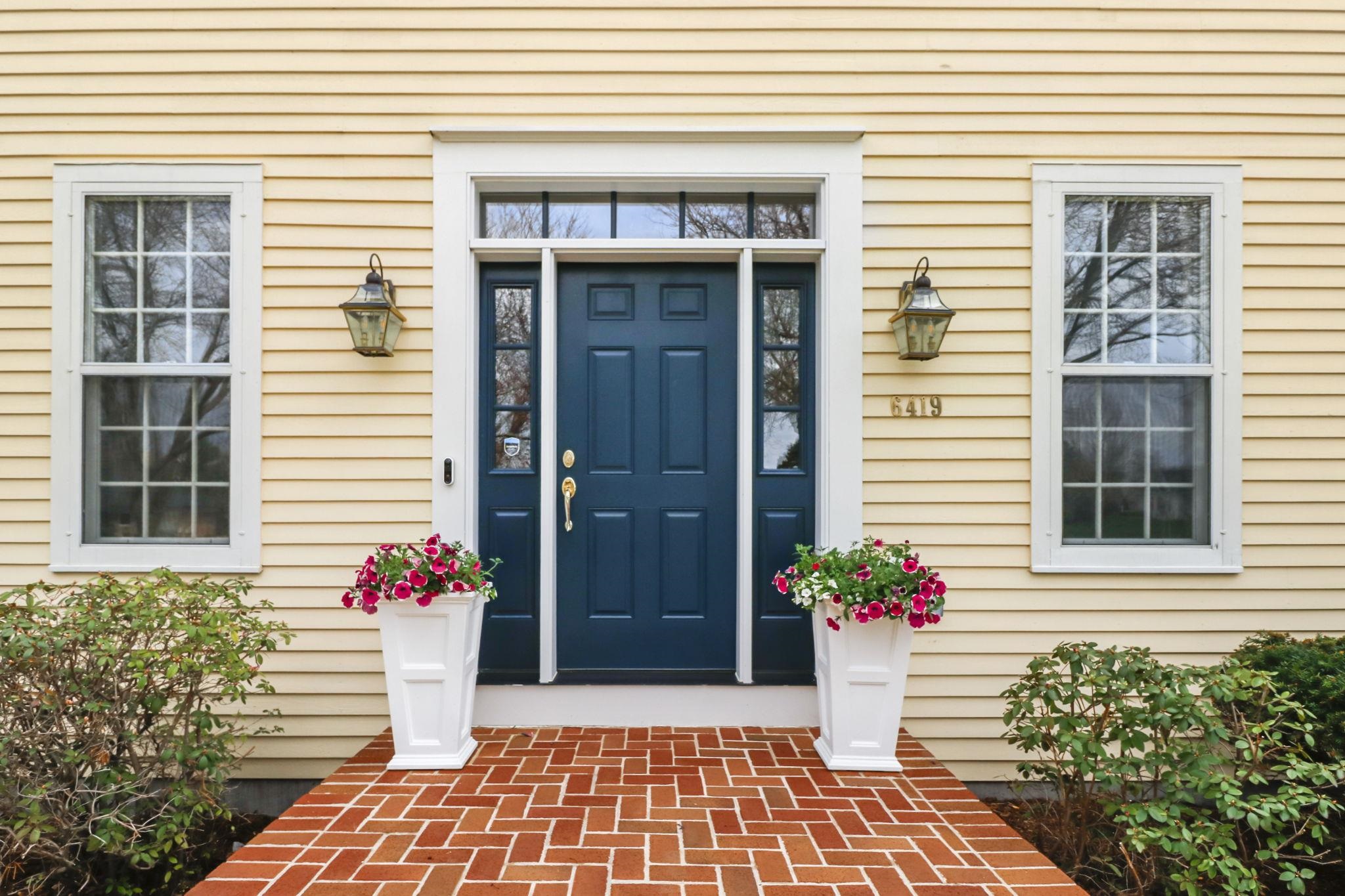 6419 Stonefield Road Middleton, WI 53562 - Photo 3 of 48