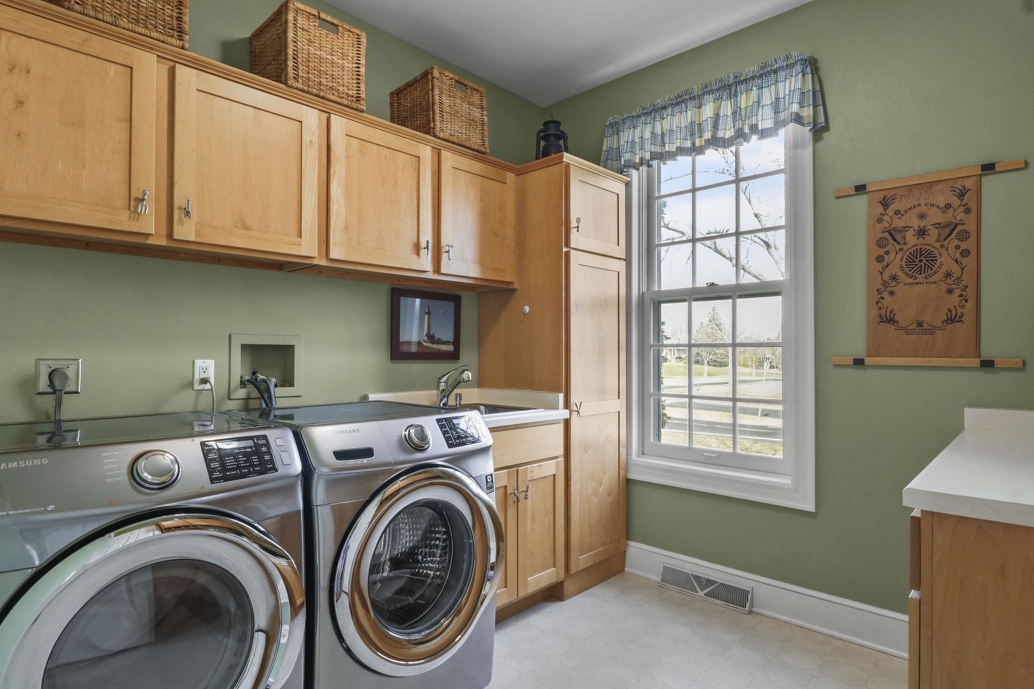 6419 Stonefield Road Middleton, WI 53562 - Photo 41 of 48