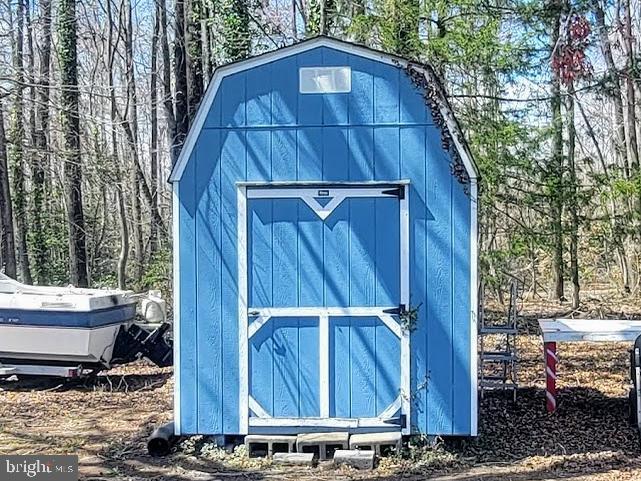 15928 Brandywine Road Brandywine, MD 20613 - Photo 30 of 40 a view of a small yard
