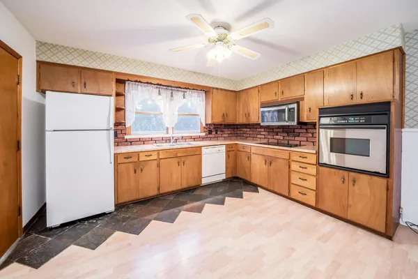 $175,000 | 9101 West Delano Street, Wichita, KS 67212