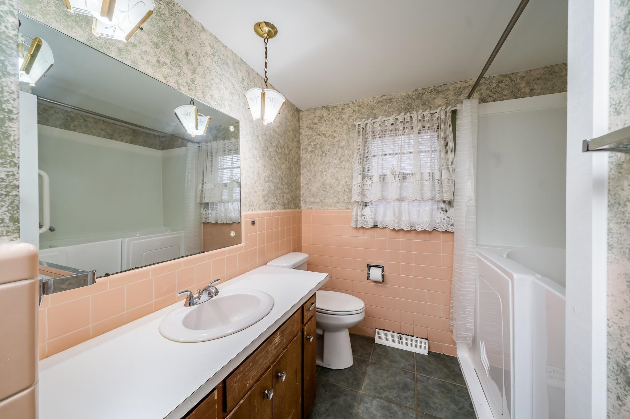 9101 West Delano Street Wichita, KS 67212 - Photo 18 of 31