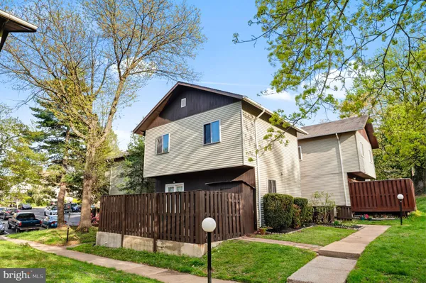 $350,000 | 22 Benji Court, Unit 132, Gaithersburg, MD 20877