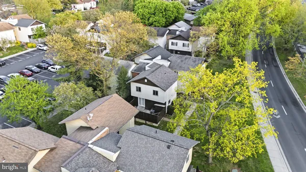 $350,000 | 22 Benji Court, Unit 132, Gaithersburg, MD 20877