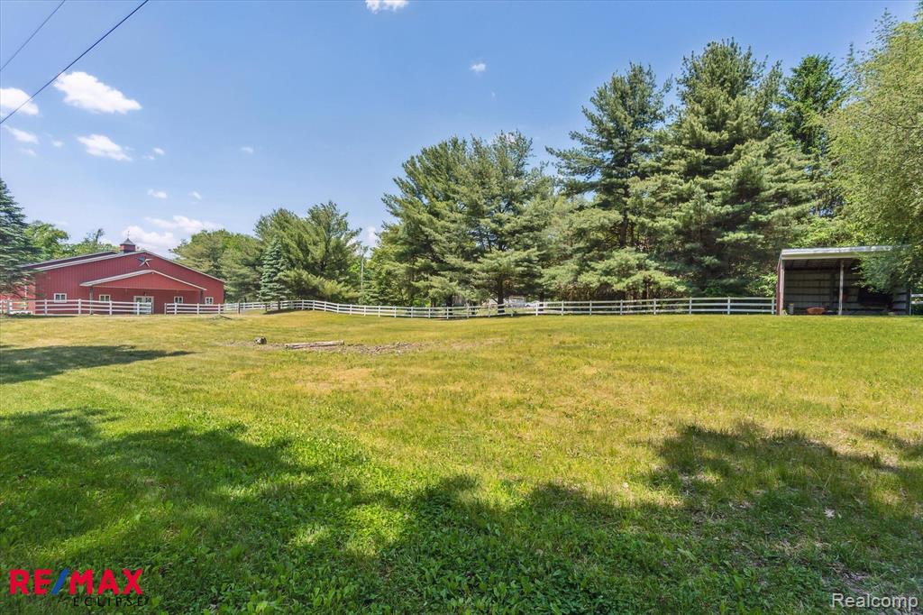 6345 Mack Road Howell, MI 48855 - Photo 41 of 54