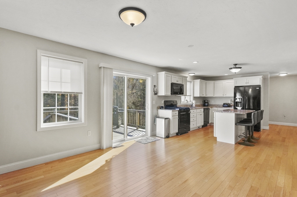 168 Fitchburg Road Townsend, MA 01469 - Photo 8 of 36