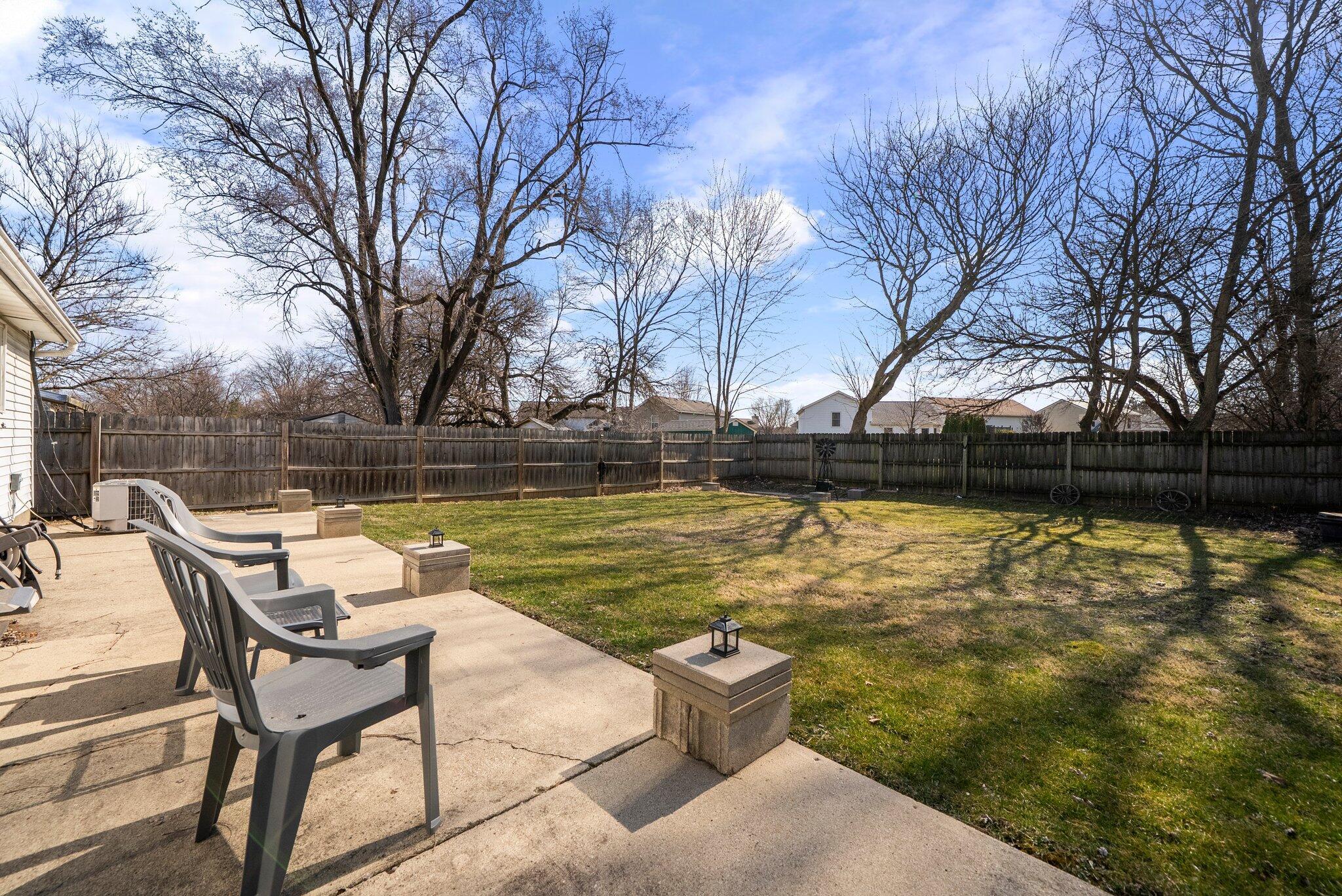 1806 Ripplebrook Road Columbus, OH 43223 - Photo 24 of 27 Backyard