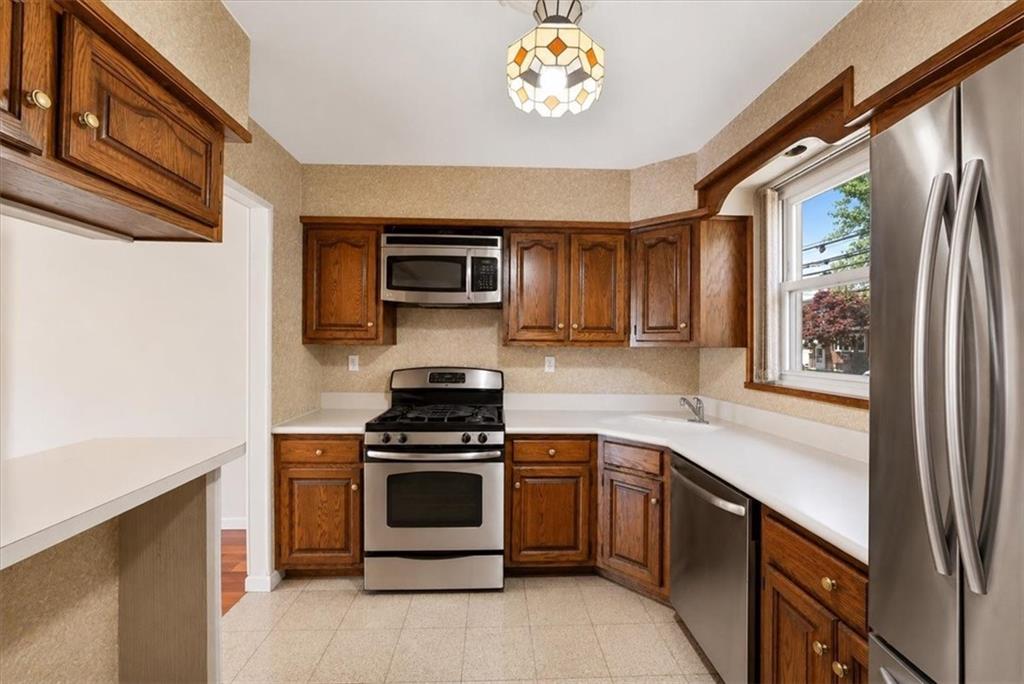 2533 Mill Avenue Brooklyn, NY 11234 - Photo 7 of 33