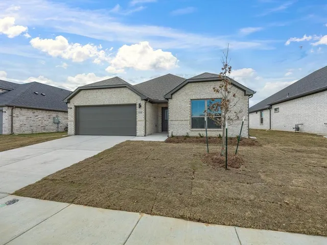 $2,600 | 448 Blackwater Trail, Waxahachie, TX 75165