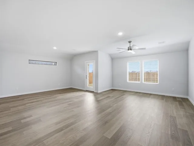 $2,600 | 448 Blackwater Trail, Waxahachie, TX 75165