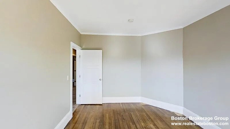 17 Ashley Street, Unit 3 Boston, MA 02130 - Photo 5 of 9