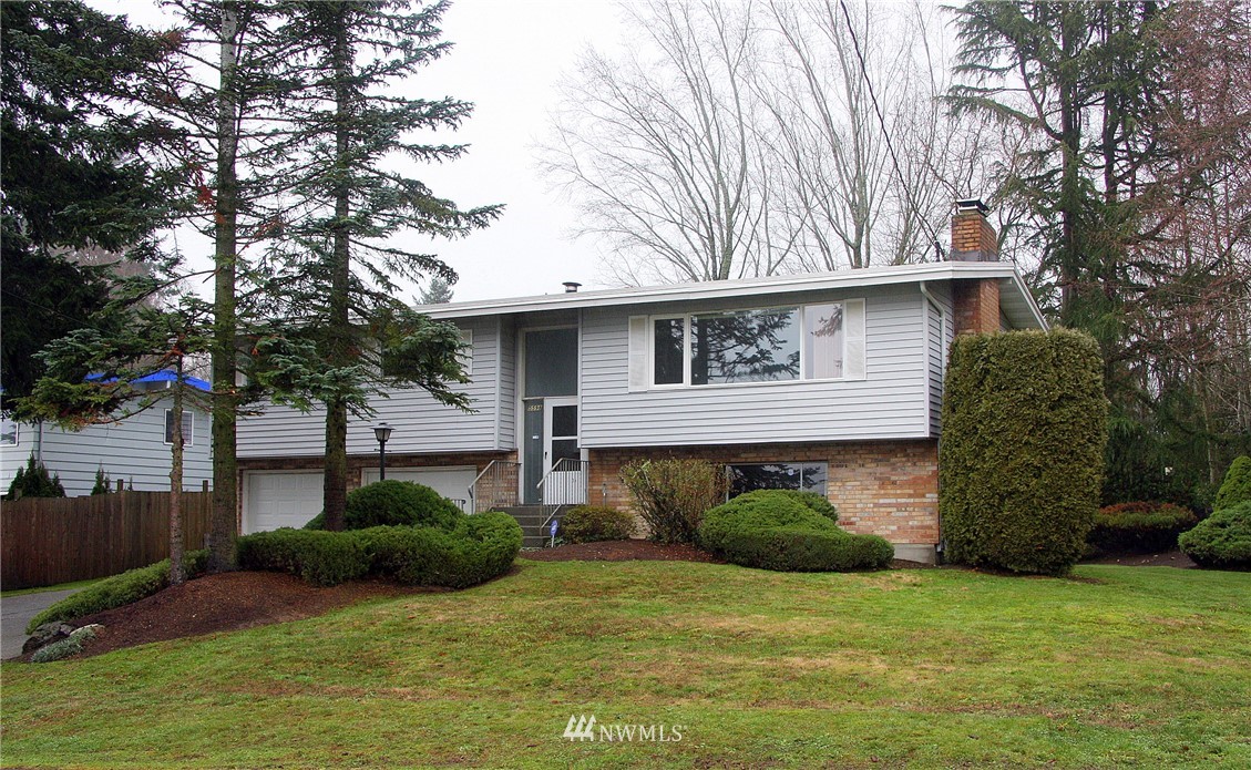 5598 South Langston Road Seattle, WA 98178 - Photo 1 of 23 Gallery Image 1