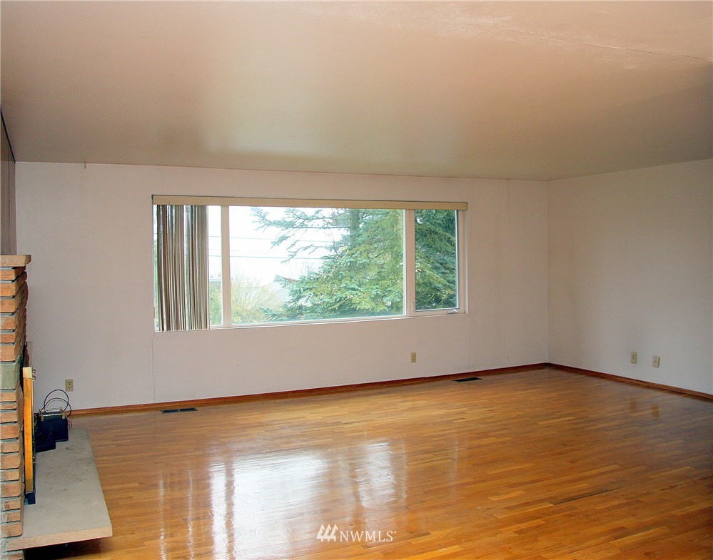 5598 South Langston Road Seattle, WA 98178 - Photo 4 of 23 Gallery Image 4