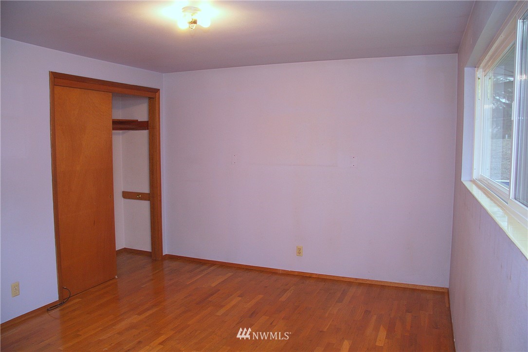 5598 South Langston Road Seattle, WA 98178 - Photo 9 of 23 Gallery Image 9