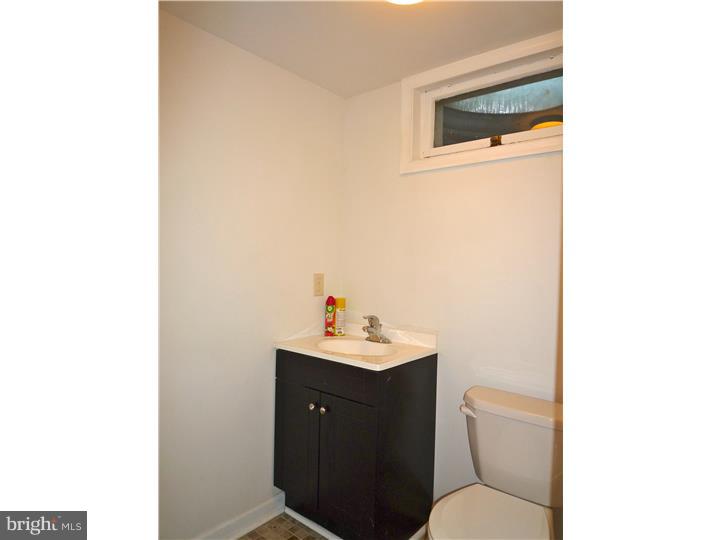 236 Rodmor Road Havertown, PA 19083 - Photo 22 of 25