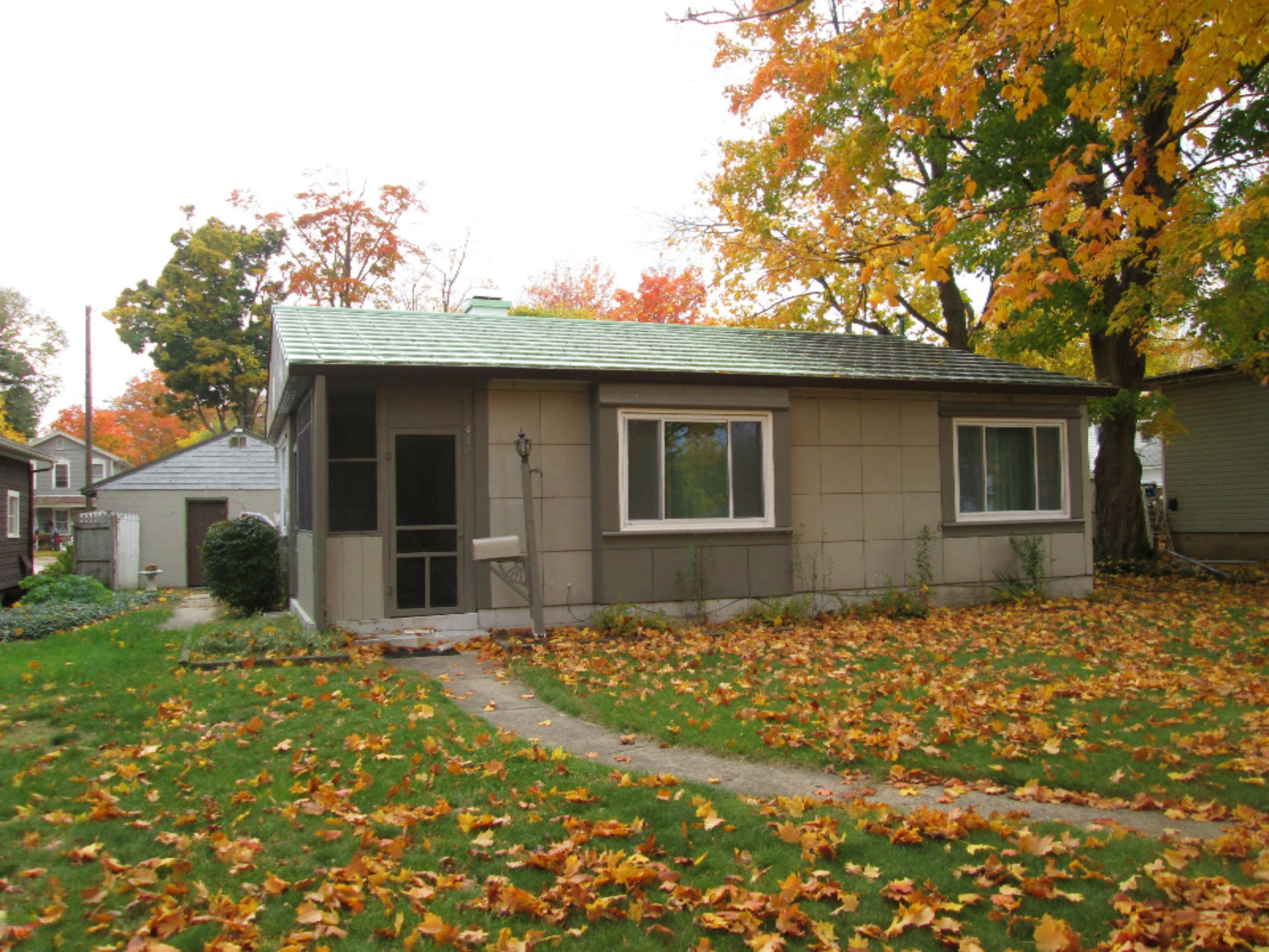 410 North Main Street Three Rivers, MI 49093 - Photo 23 of 24 Updated Fall Photos 306