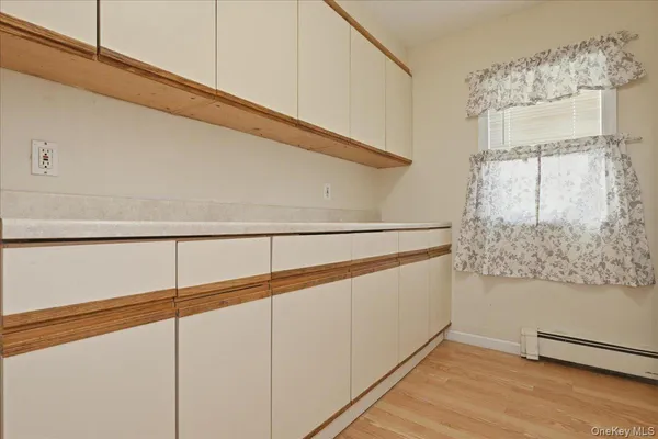 $599,000 | 113 Hickory Lane, Levittown, NY 11756