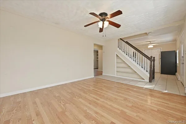 $599,000 | 113 Hickory Lane, Levittown, NY 11756