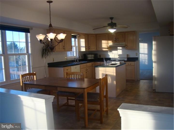 380 Martins Road Reading, PA 19608 - Photo 4 of 20