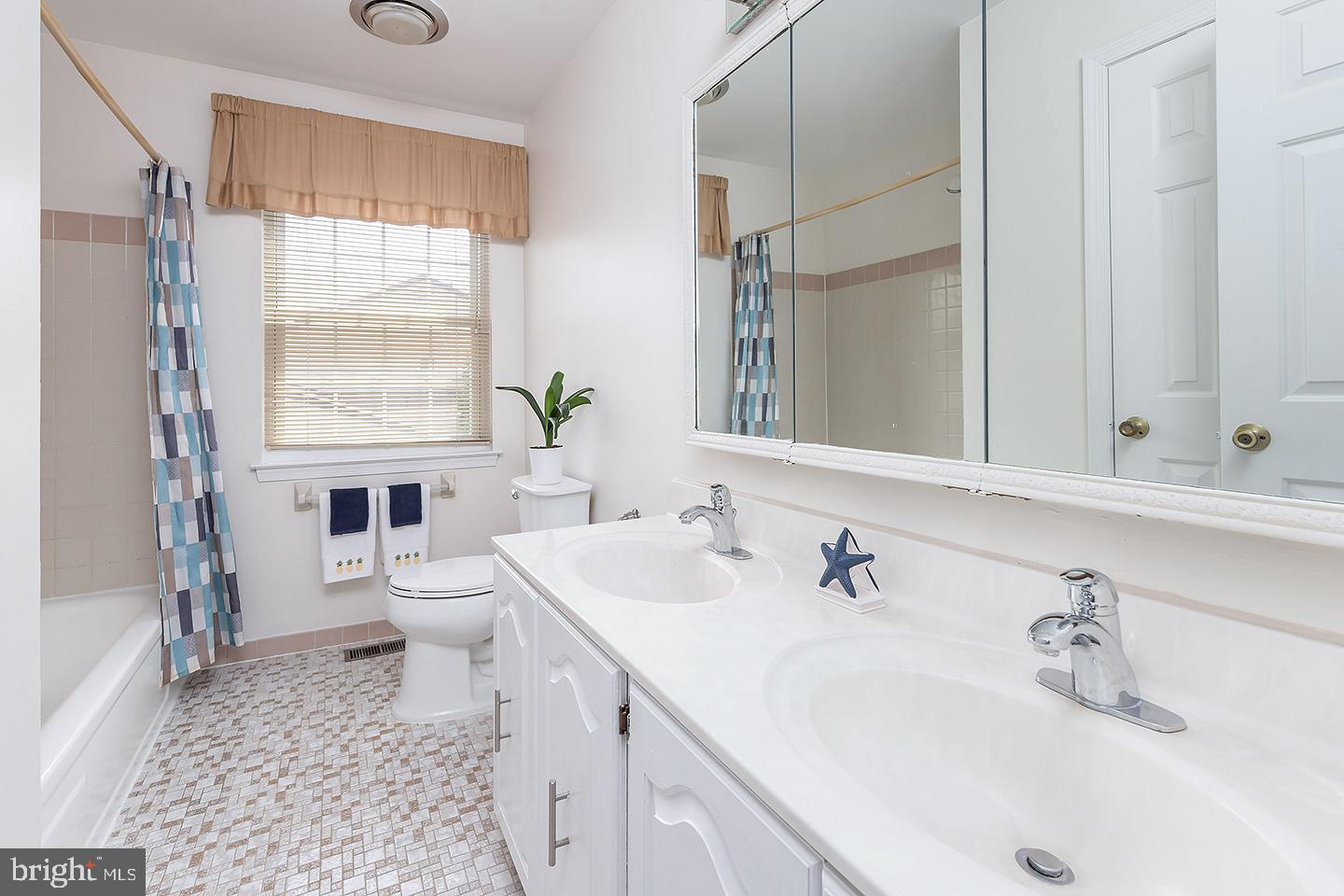 6 Abinger Lane Cherry Hill, NJ 08003 - Photo 20 of 26