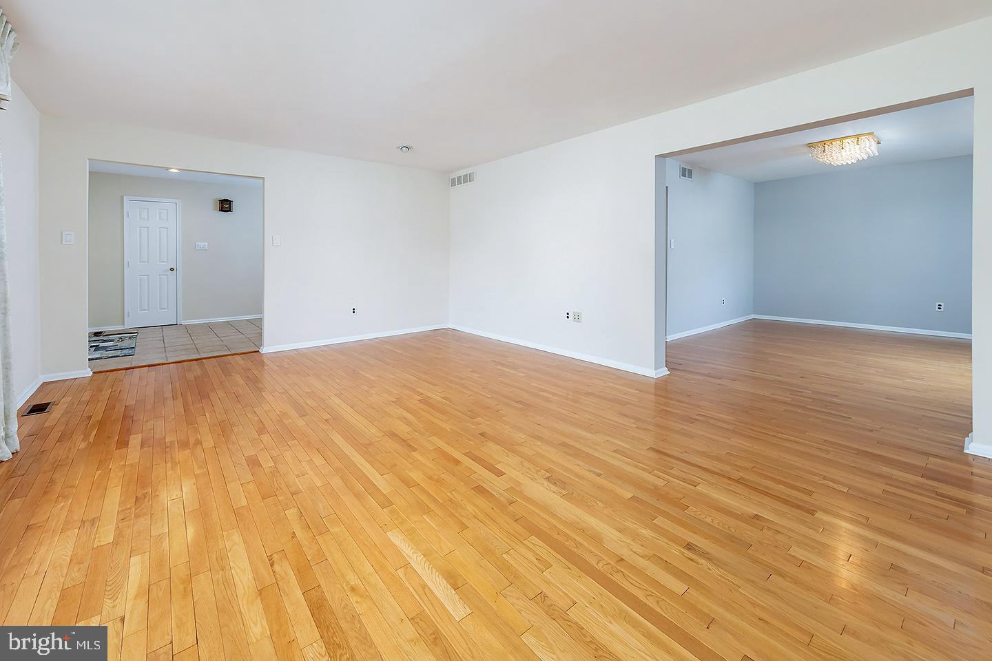 6 Abinger Lane Cherry Hill, NJ 08003 - Photo 6 of 26