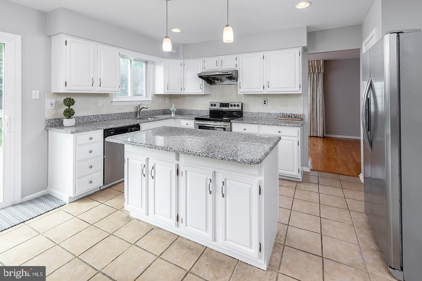 6 Abinger Lane Cherry Hill, NJ 08003 - Photo 9 of 26