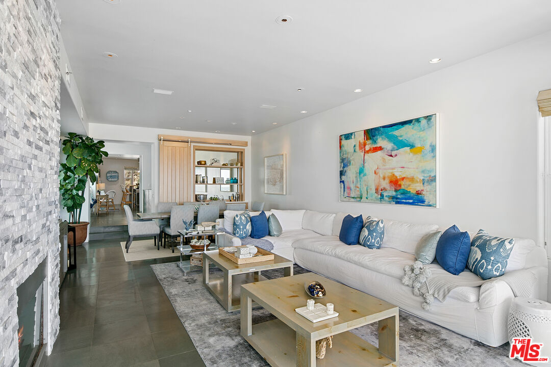 1341 Palisades Beach Road Santa Monica, CA 90401 - Photo 25 of 68