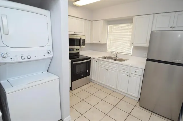 $1,750 | 3607 West Idlewild Avenue, Tampa, FL 33614