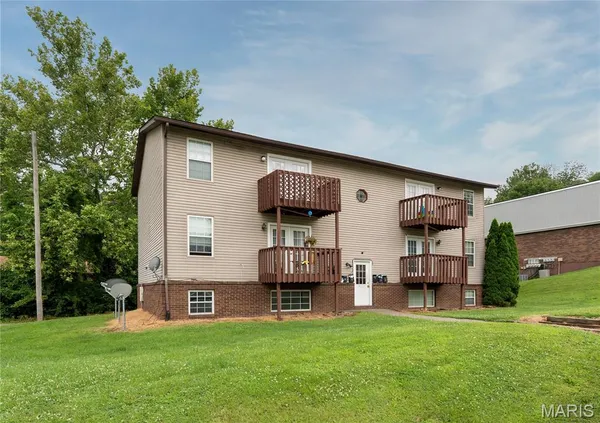 $410,000 | 1111 Arrowhead Drive, Collinsville, IL 62234