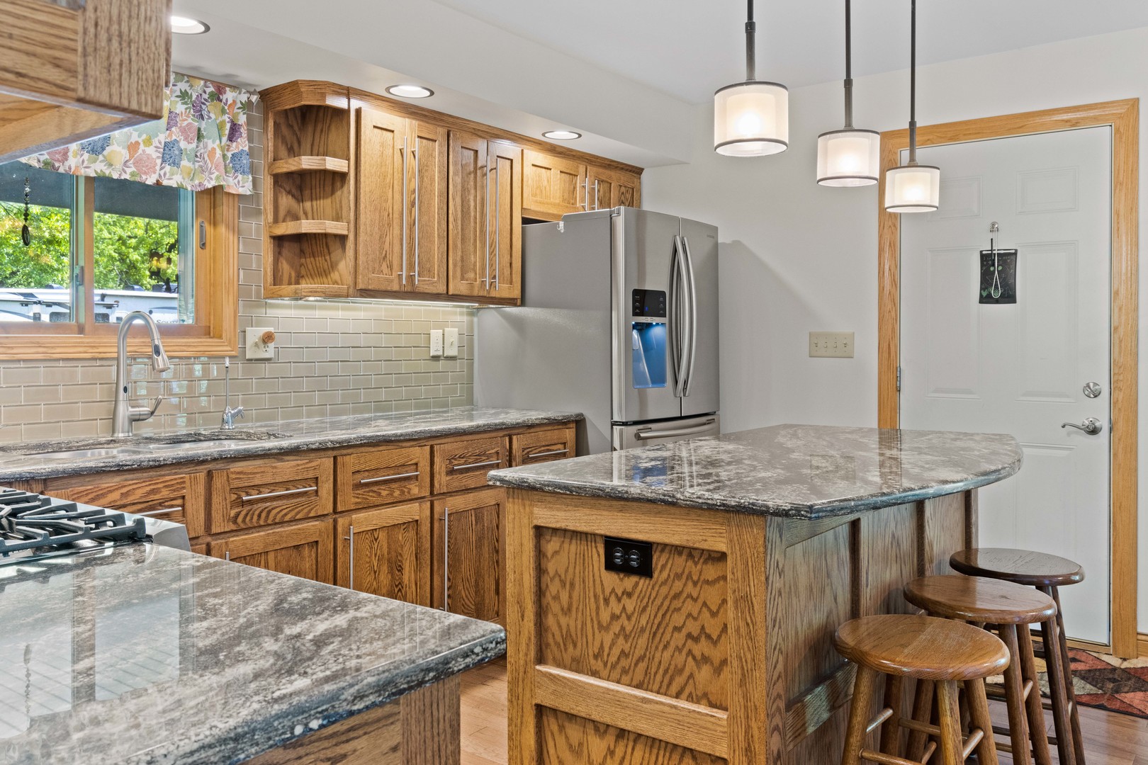 2533 Circle Road Marseilles, IL 61341 - Photo 5 of 42 Gallery Image 5