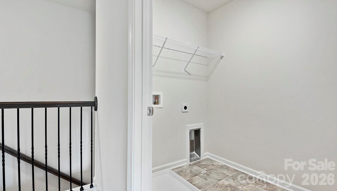 384 Creekview Road Hendersonville, NC 28792 - Photo 15 of 22 a view of a bathroom