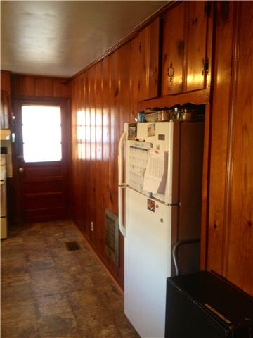 382 Pea Ridge Road Elmwood, TN 38560 - Photo 5 of 10 All appliances stay.