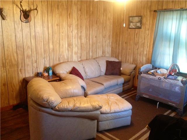 382 Pea Ridge Road Elmwood, TN 38560 - Photo 6 of 10 Selling partially furnished.
