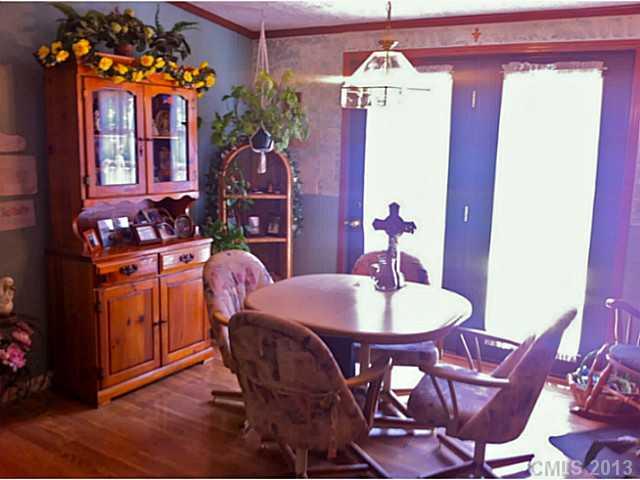 2230 Withers Road Maiden, NC 28650 - Photo 5 of 16 Gallery Image 5